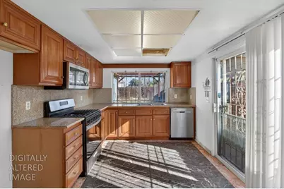 7421 Palmer House Drive, Sacramento, CA 95828 - Photo 9