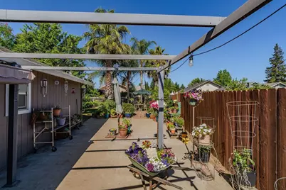 954 Port Ashton Court, Galt, CA 95632 - Photo 33