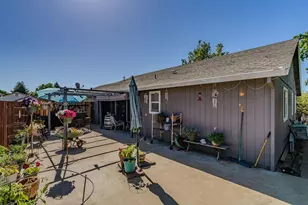 954 Port Ashton Ct, Galt, CA 95632 - Photo 43