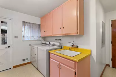 6140 Holstein Way, Sacramento, CA 95831 - Photo 31