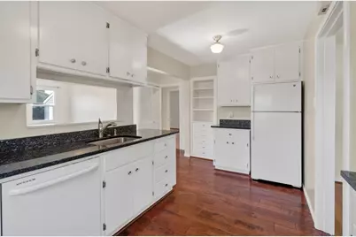 6390 Broadway, Sacramento, CA 95820 - Photo 27