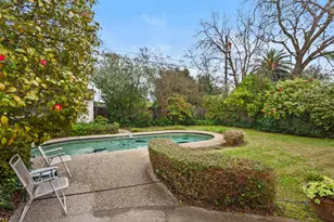 4651 Crestwood Way, Sacramento, CA 95822 - Photo 5