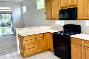 325 Savannah Ct, Roseville, CA 95747 - Photo 7