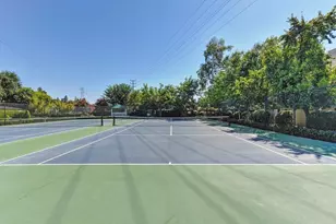 788 Woodside Ln, Sacramento, CA 95825 - Photo 31