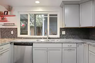 1017 Hamlet Ct, Stockton, CA 95209 - Photo 13