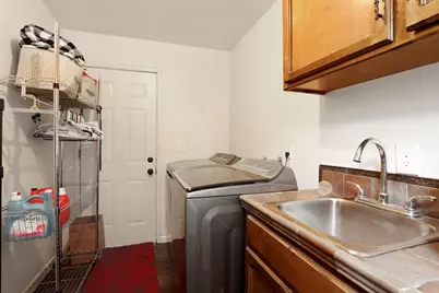 1017 Hamlet Court, Stockton, CA 95209 - Photo 43