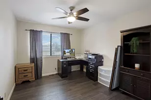 1017 Hamlet Ct, Stockton, CA 95209 - Photo 35