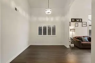 1017 Hamlet Ct, Stockton, CA 95209 - Photo 9