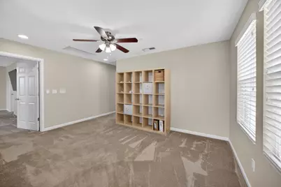 7467 Garden Ridge Way, Sacramento, CA 95829 - Photo 21