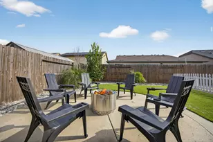 7467 Garden Ridge Way, Sacramento, CA 95829 - Photo 45