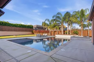 10407 Fox Borough Dr, Oakdale, CA 95361 - Photo 51