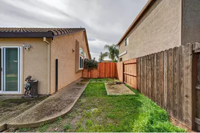 8725 Mesa Brook Way, Elk Grove, CA 95624 - Photo 23