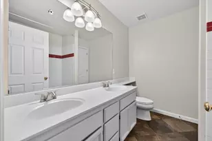 8725 Mesa Brook Way, Elk Grove, CA 95624 - Photo 19