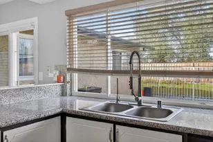 10185 Countryside Way, Sacramento, CA 95827 - Photo 15