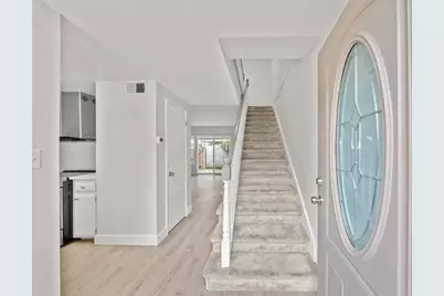 5696 Hillsdale Blvd, Sacramento, CA 95842 - Photo 3