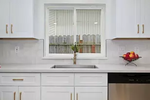 264 Delta Leaf Way, Sacramento, CA 95838 - Photo 15