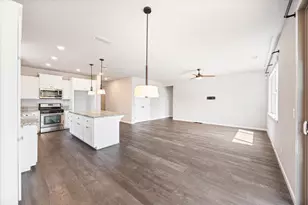 1033 Makeway St, Roseville, CA 95747 - Photo 11