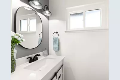 9012 Plaza Park Drive, Elk Grove, CA 95624 - Photo 9