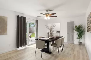 9012 Plaza Park Dr, Elk Grove, CA 95624 - Photo 7