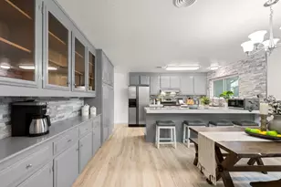 9012 Plaza Park Dr, Elk Grove, CA 95624 - Photo 19