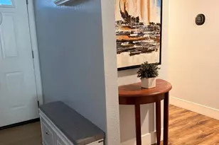 7322 Yorktown Pl, Sacramento, CA 95842 - Photo 7