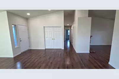 1680 Michele Way, Escalon, CA 95320 - Photo 9