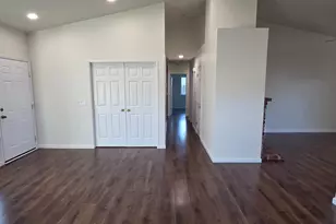 1680 Michele Way, Escalon, CA 95320 - Photo 9