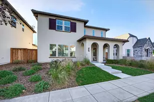 3220 Crocker Dr, Sacramento, CA 95818 - Photo 3