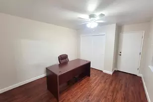 2130 University Park Dr, Sacramento, CA 95825 - Photo 19