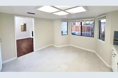 2130 University Park Drive, Sacramento, CA 95825 - Photo 15