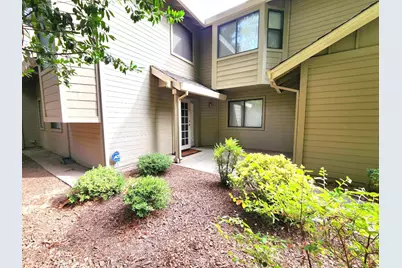 2130 University Park Drive, Sacramento, CA 95825 - Photo 3