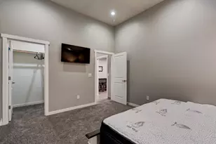 15 E 22nd St, Merced, CA 95340 - Photo 27