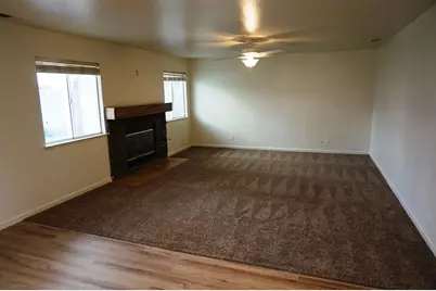 239 Fairwood Drive, Oakdale, CA 95361 - Photo 13