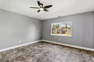 729 Las Palmas Ave, Sacramento, CA 95815 - Photo 23