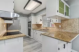 729 Las Palmas Ave, Sacramento, CA 95815 - Photo 9