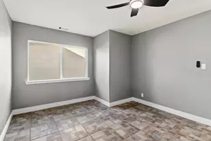 729 Las Palmas Ave, Sacramento, CA 95815 - Photo 33