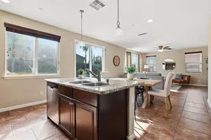 9558 Alder Creek Dr, Sacramento, CA 95829 - Photo 17