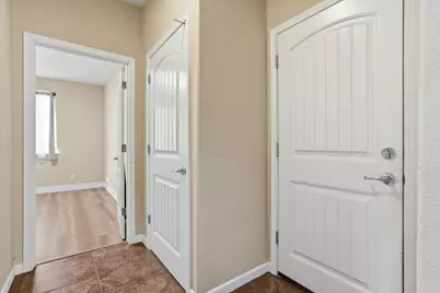 9558 Alder Creek Drive, Sacramento, CA 95829 - Photo 5