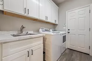 1624 Badger Way, Tracy, CA 95304 - Photo 27