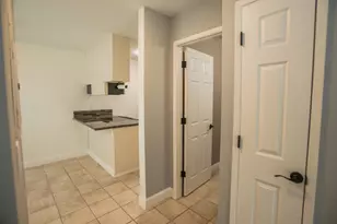 9101 Newhall Dr, Sacramento, CA 95826 - Photo 7