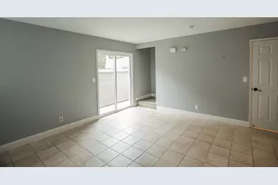 9101 Newhall Drive #31, Sacramento, CA 95826 - Photo 3