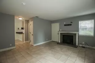9101 Newhall Dr, Sacramento, CA 95826 - Photo 5