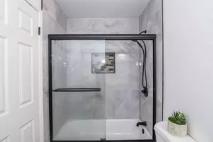 9101 Newhall Dr, Sacramento, CA 95826 - Photo 25