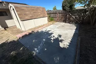 916 Springoak Way, Stockton, CA 95209 - Photo 25