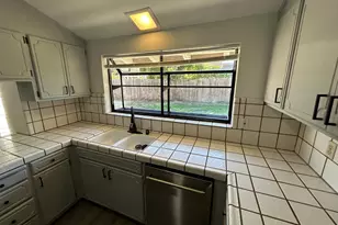 916 Springoak Way, Stockton, CA 95209 - Photo 15