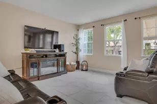 126 Jersey Ln, Patterson, CA 95363 - Photo 9