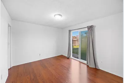 8751 Torrey Way, Elk Grove, CA 95624 - Photo 19