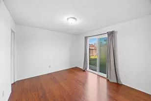 8751 Torrey Way, Elk Grove, CA 95624 - Photo 19