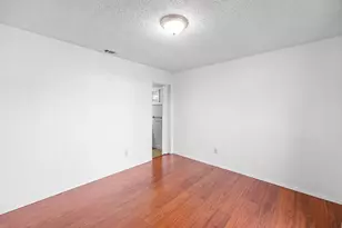 8751 Torrey Way, Elk Grove, CA 95624 - Photo 21