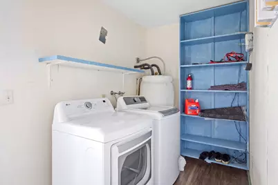 8751 Torrey Way, Elk Grove, CA 95624 - Photo 29